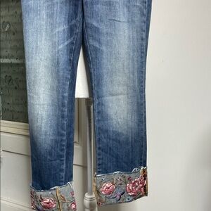 35. Driftwood Embroidered Cropped Jeans